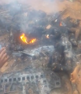 BONFIRE: Group of Thieves Burned Alive.