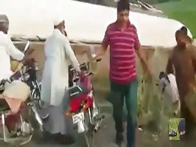  Tank truck explosion kills more than 140 people in Pakistan 06/25/2017