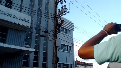 (Other Angle) The Man Electrocuted To Death