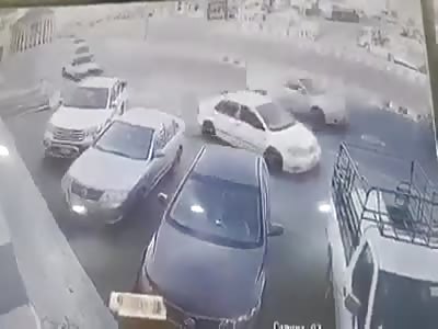 BE CAREFUL WHEN CROSSING THE STREET!