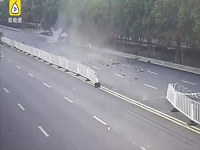 Mercedes-Benz does some deadly flips in air 