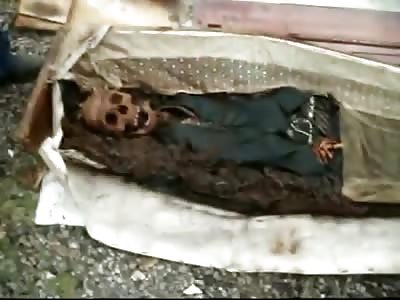 Exhumation of a tomb  (1)