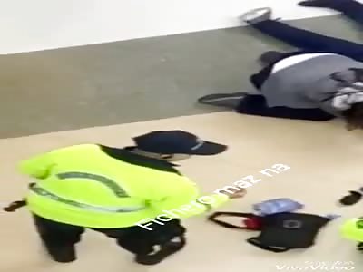 SUICIDE: man shoots in mall when not reaching for the pantry