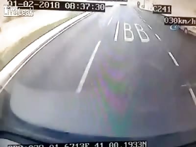 BUS APLASTA TO PEDESTRIAN