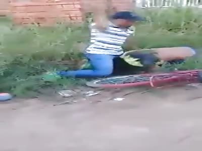 Dude tried to steal a car from students, but failed and beaten by their parents