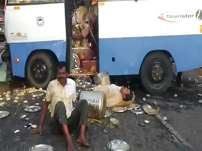 bus vs truckk acident