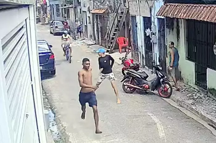 Rival Chased, Shot and Finished Off With Machete