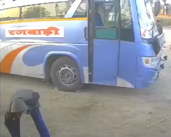 Bus Driver Killed Instantly While Filling Up Tire