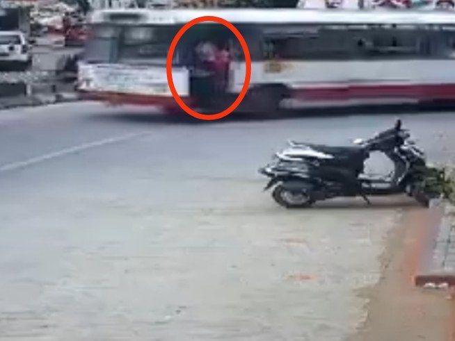 Student Trying to Escape from Moving Bus Gets Crushed to Death