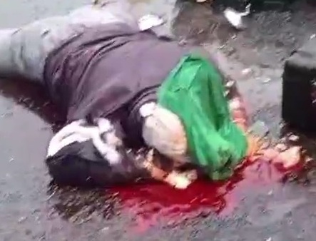 [BRAIN ON THE ASPHALT]motorcyclist head crashed after a horrific crash