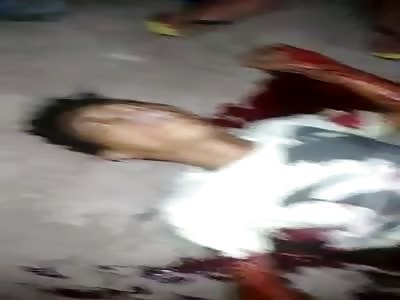 Thug Gasping for Air and Dting in the Street after Receiving Gin Shots