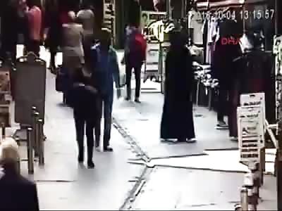 Man Executed With a Shotgun in the Street