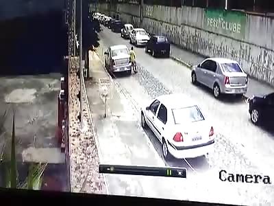 Man Gets Shot and Dying in the Street