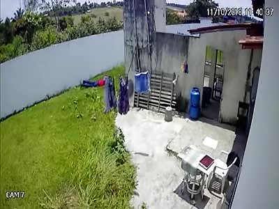 Surrendered Man Killed by Robber