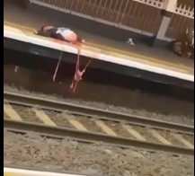 London - Man Split In Half 