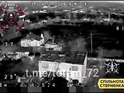 Ukrainian FPV blows up Russian hideout