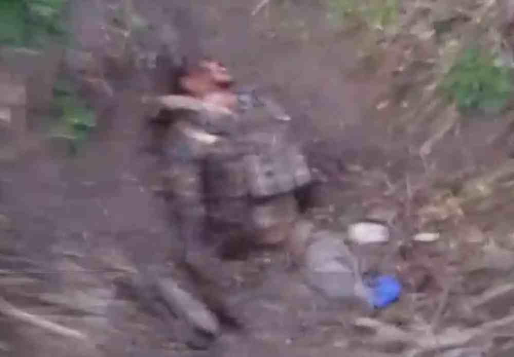 Just a Ukrainian soldier cut in half. 