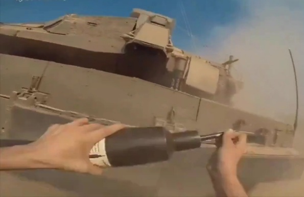 Compilation of Qassami fighters targeting Israeli tanks 