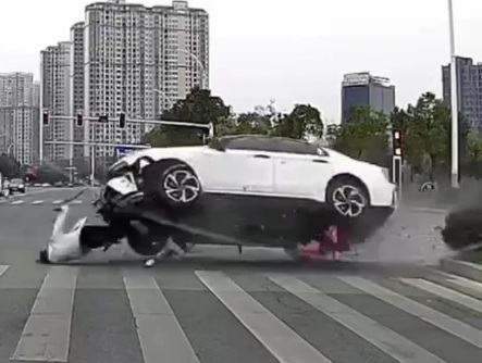 Horrific deadly car crashed into moped 