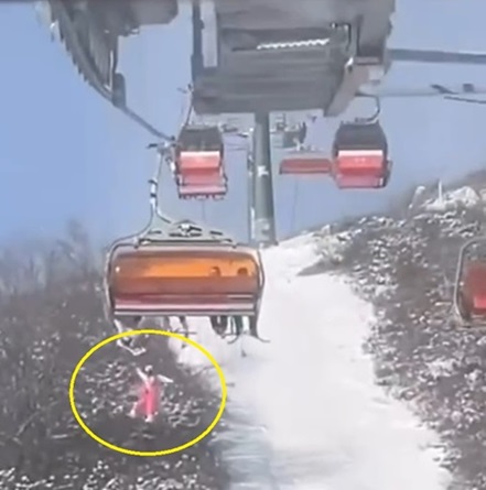 Tourist Falls From Cable Car at Ski Resort in China