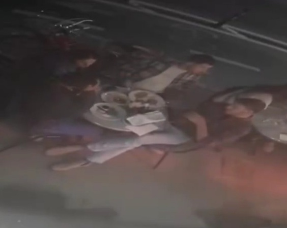 New video of the Moroccan stabbing Israeli in the neck yesterday 