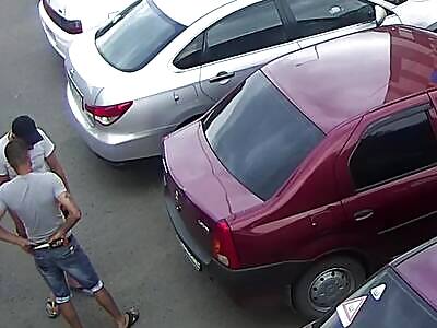 Knife vs fist in Russia