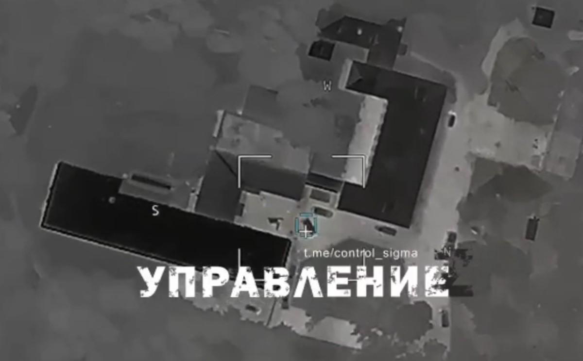 Hotel with Ukrainian intelligence destroyed by missiles -50