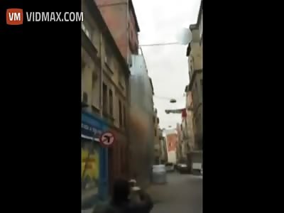 Building under repair collapses in Istanbul, Turkey