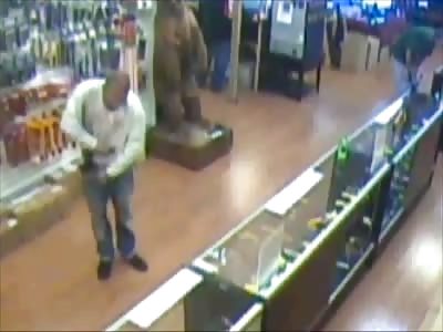 Thief crams complete machine gun in his underpants