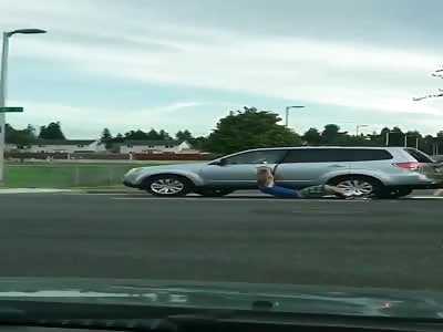 NAKED GUY REFUSES TO LET CARJACKER WIN