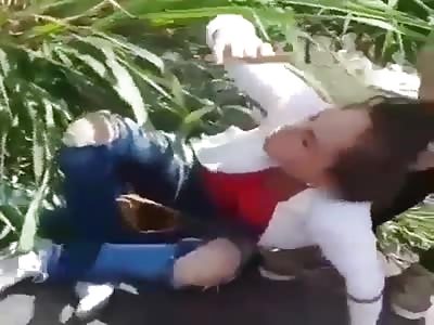 Female Phone Thief Caught and Beaten