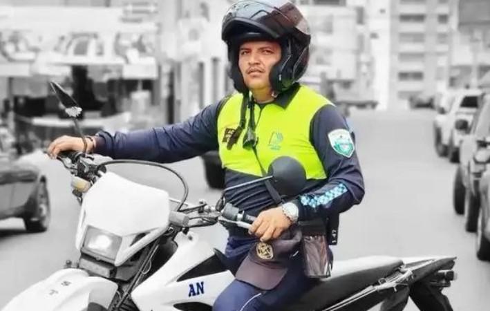 Officer Shot In The Head, Killed In Front Of Colleague