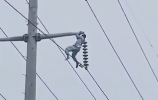 Mentally Ill Man Climbs On Utility Pole And Gets Zapped