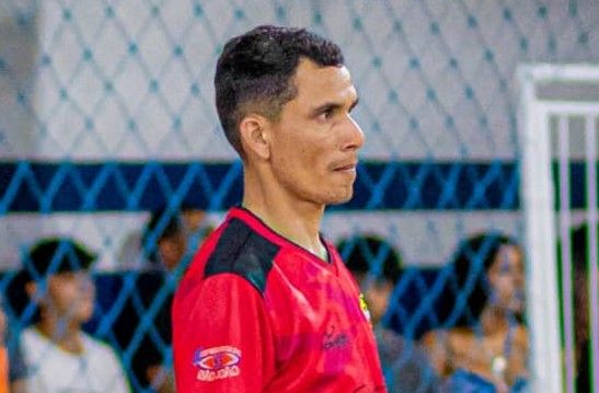 Goalie Takes Ball to the Chest and Died Instantly