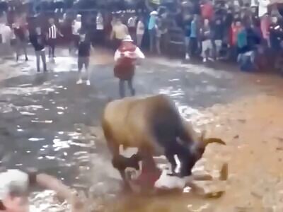 Brutal bull attack in Nicaragua 