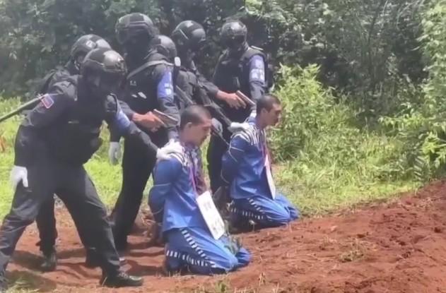 Two Men Accused Of Double Homicide Get Executed