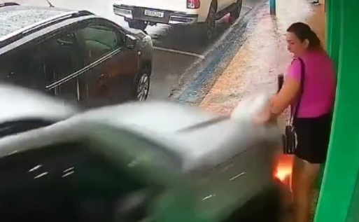 WOMAN RUN OVER ON THE SIDEWALK