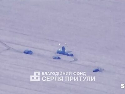 HIMARS hit the newest Russian S-400 air defense system.