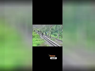 TWO THAI SOLDIERS INJURED IN AN EXPLOSION