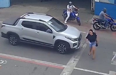 GIRL BEING HIT BY CAR ON THE CROSSWALK