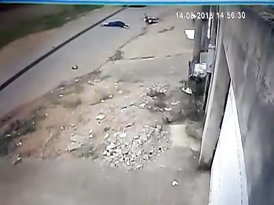 CCTV. MOTORCYCLIST. LOSE LIFE INSTANTLY