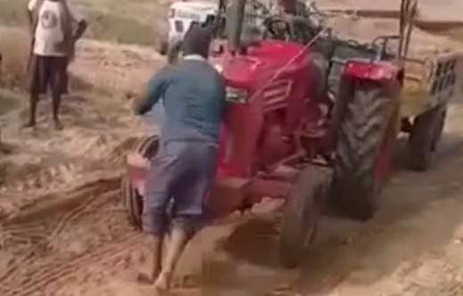 WHAT A FUCKING CRAZY PEOPLE!