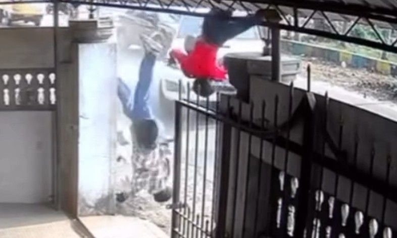  WHEN AN UNEXPECTED VISITOR ARRIVES