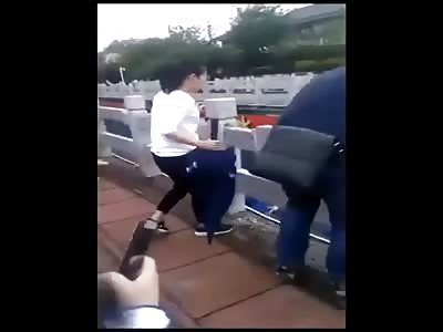 20 people drown at a low damn site