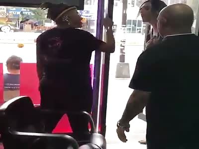 transvestite fight in salons