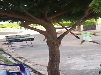 (video 2) ATACK WITH MACHETE RISCA FACA Edit