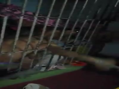 (Uncensored) inmate has broken arms