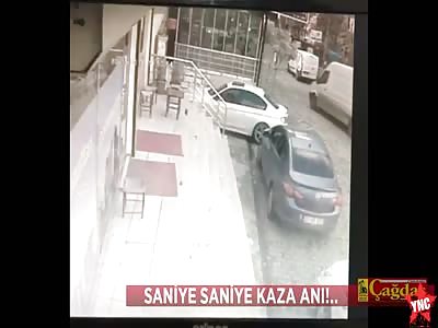 woman crushed  under the minibus in turkey 