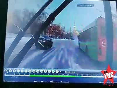 elderly In Krasnoyarsk killed by a bus when crossing the road