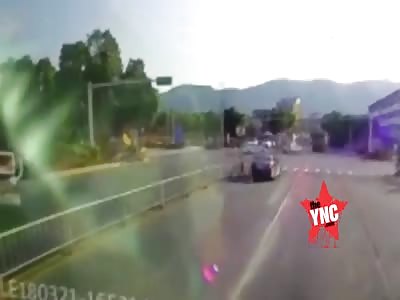  16-year-old male gets crushed in  Guangdong 